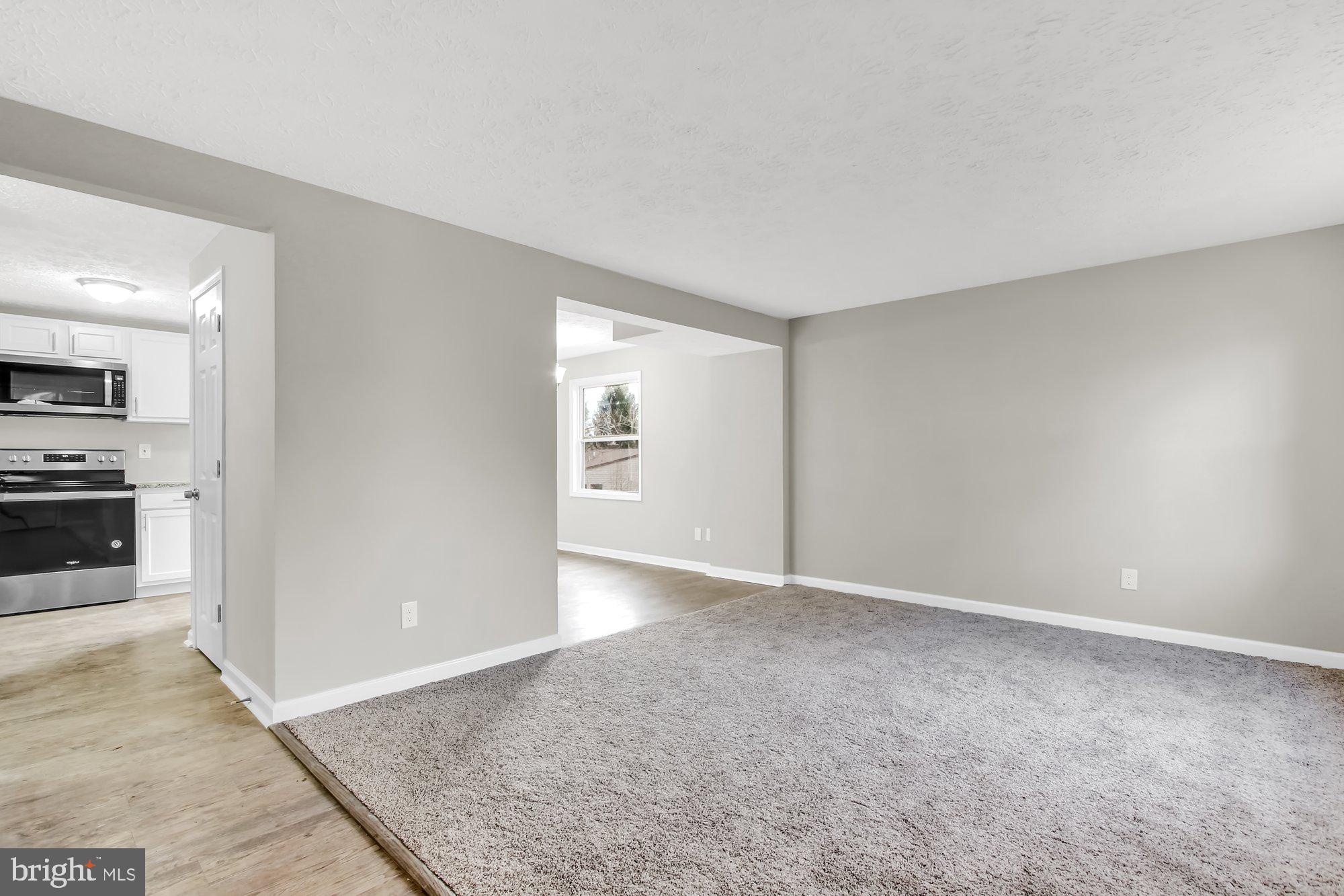 124 Boxthorn Road Abingdon, MD 21009 - Photo 3 of 26 Living Room