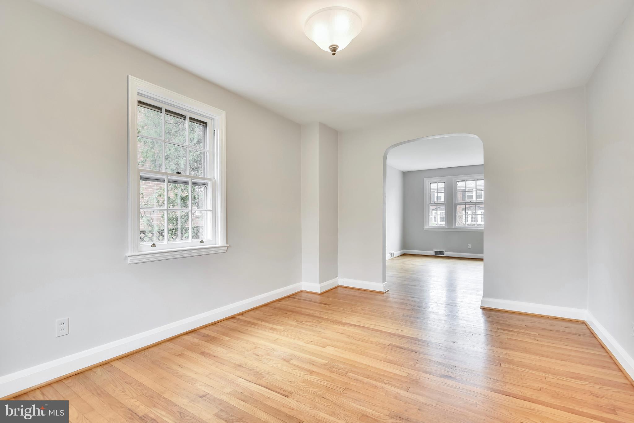 122 Hopkins Road Baltimore, MD 21212 - Photo 8 of 30 Dining Room