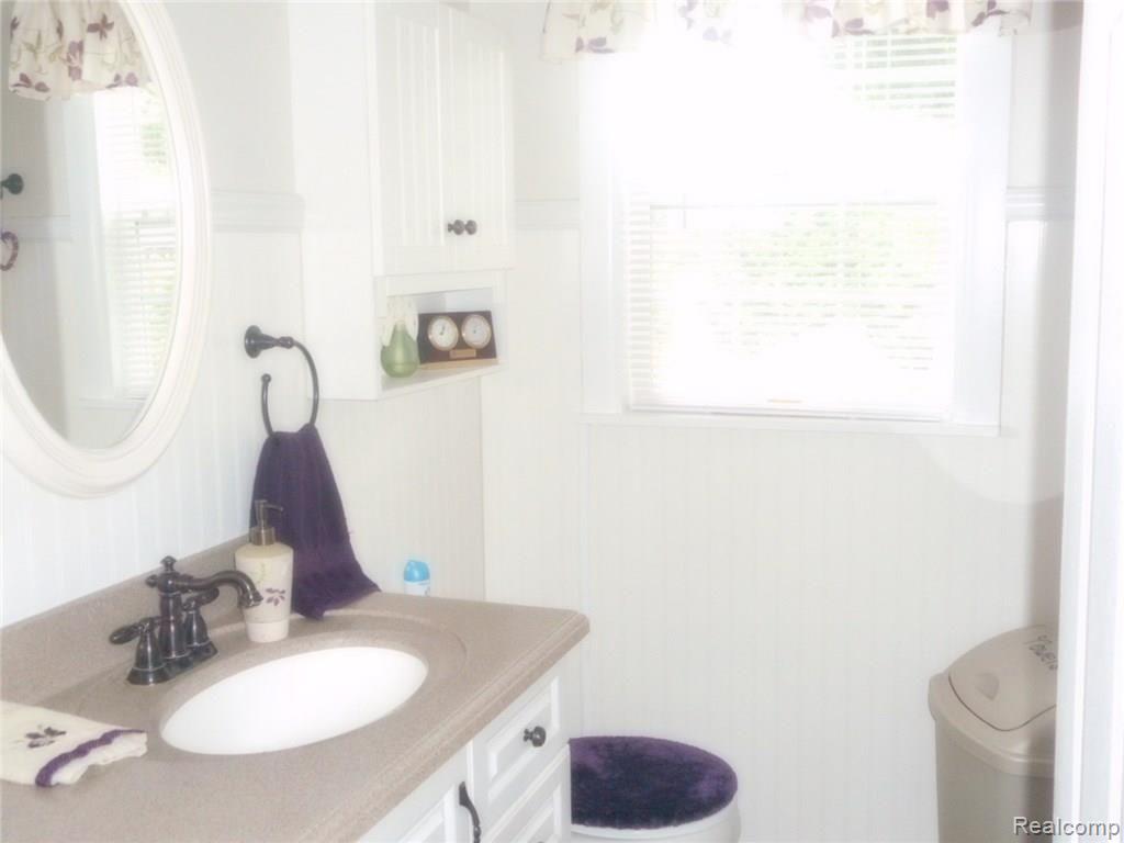 2162 Sheick Road Monroe, MI 48162 - Photo 20 of 44 20.JPG