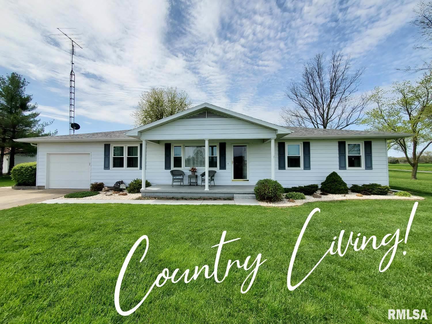 1167 Schwartz Road Centralia, IL 62801 - Photo 1 of 42