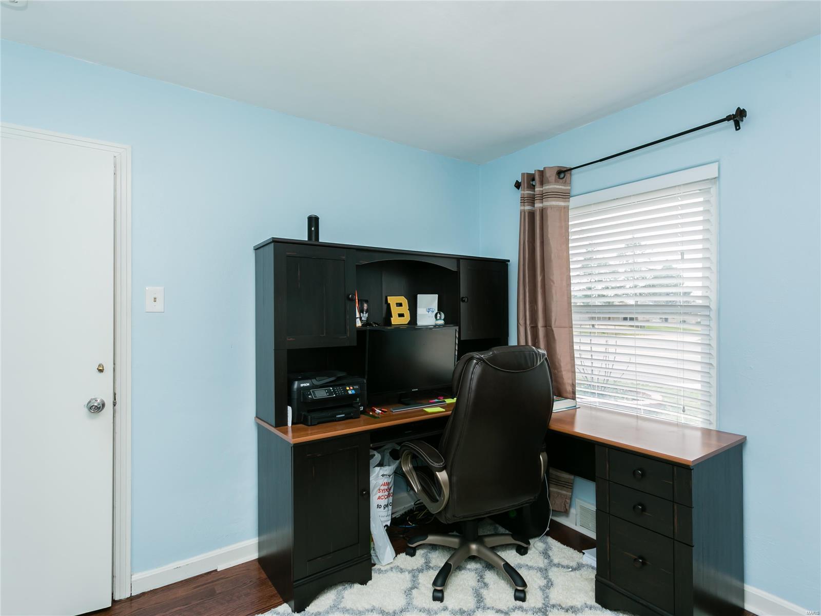 9946 MacKenzie Road St. Louis, MO 63123 - Photo 14 of 34