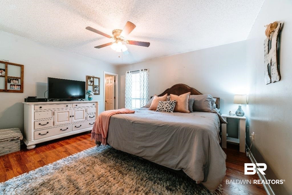 6261 Woodside Drive Theodore, AL 36582 - Photo 11 of 24