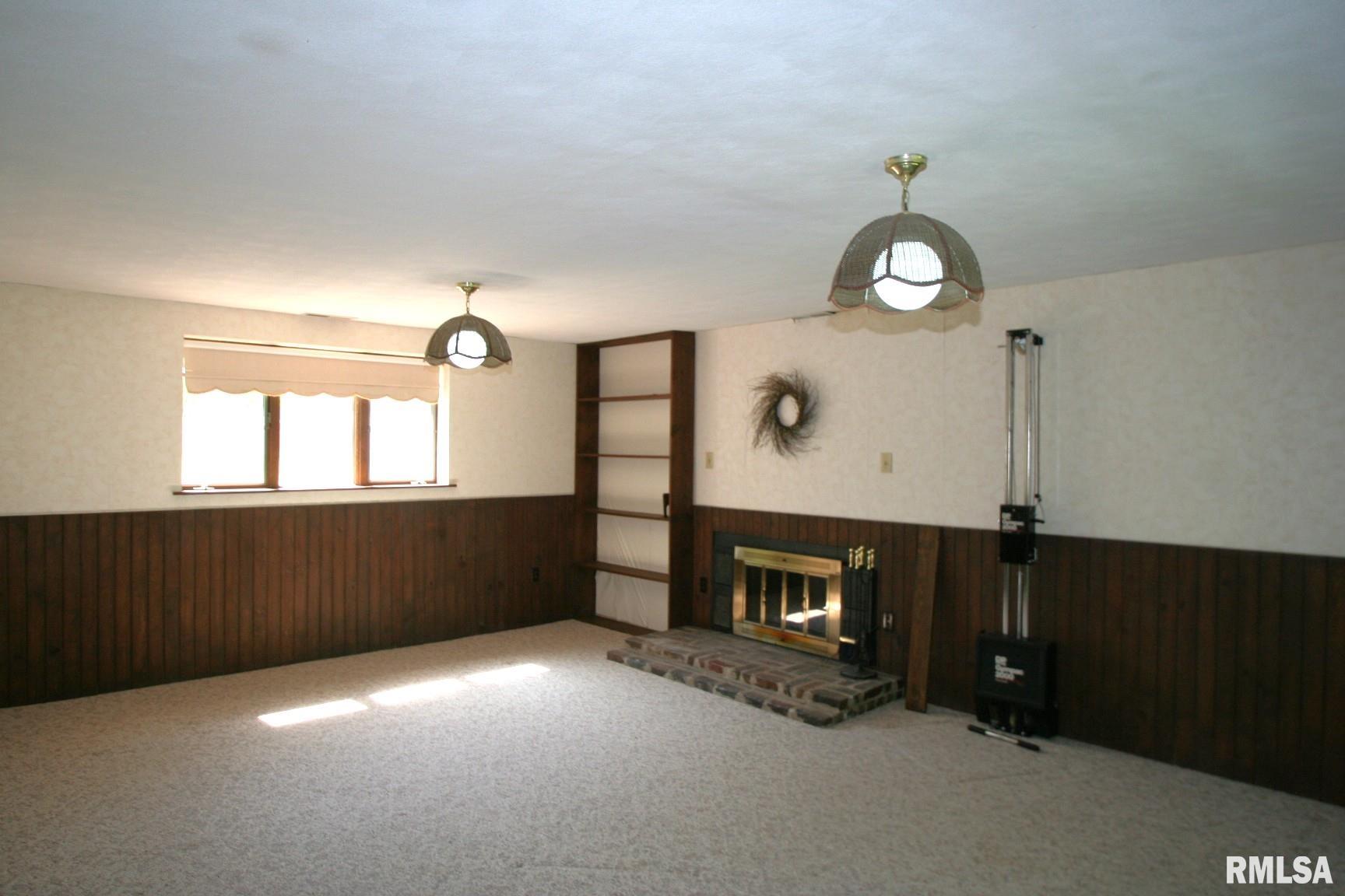 32 Roxbury Road Mackinaw, IL 61755 - Photo 21 of 30