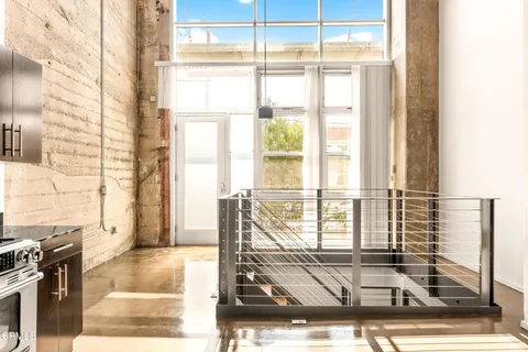 $1,299,000 | 530 South Hewitt Street, Unit 129, Los Angeles, CA 90013