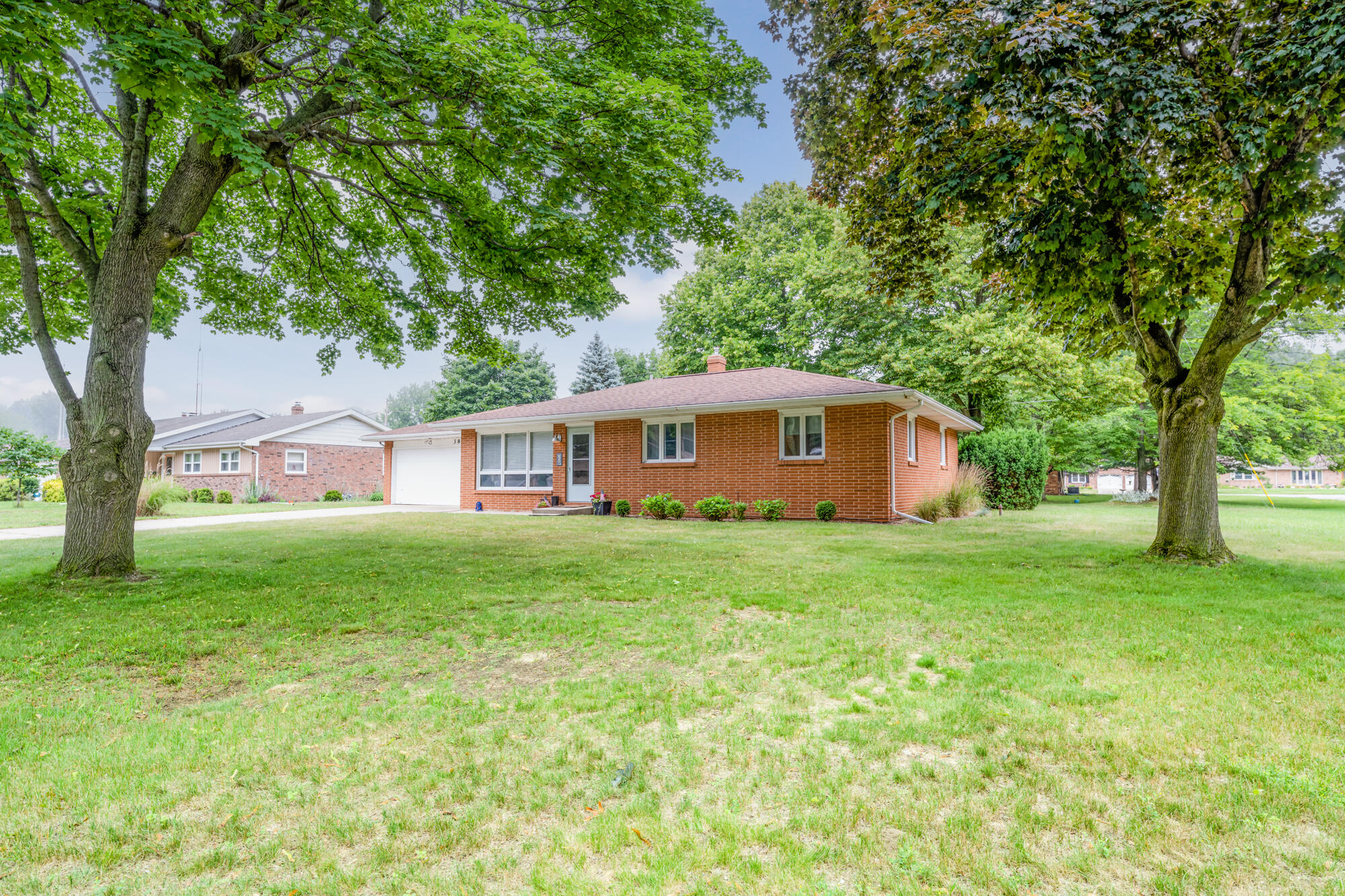 3807 Blenheim Road St. Joseph, MI 49085 - Photo 2 of 26 Blenheim-101
