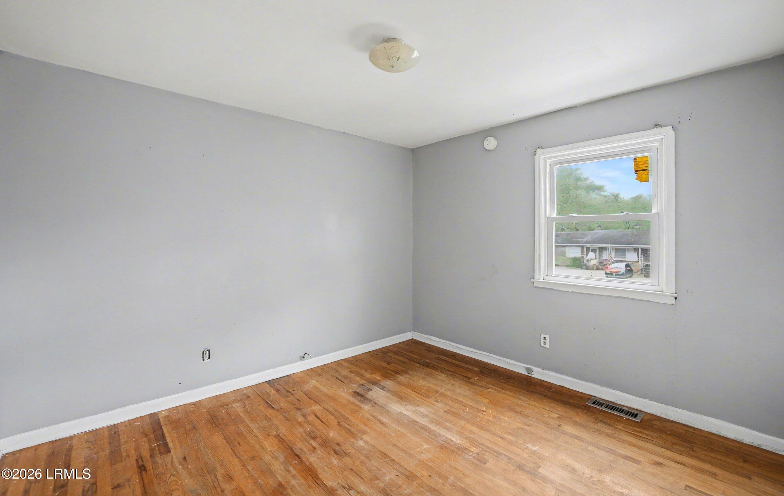 806 State Rd S-7-409 Beaufort, SC 29902 - Photo 11 of 44 DSC03031-70-1.jpg-SMALL