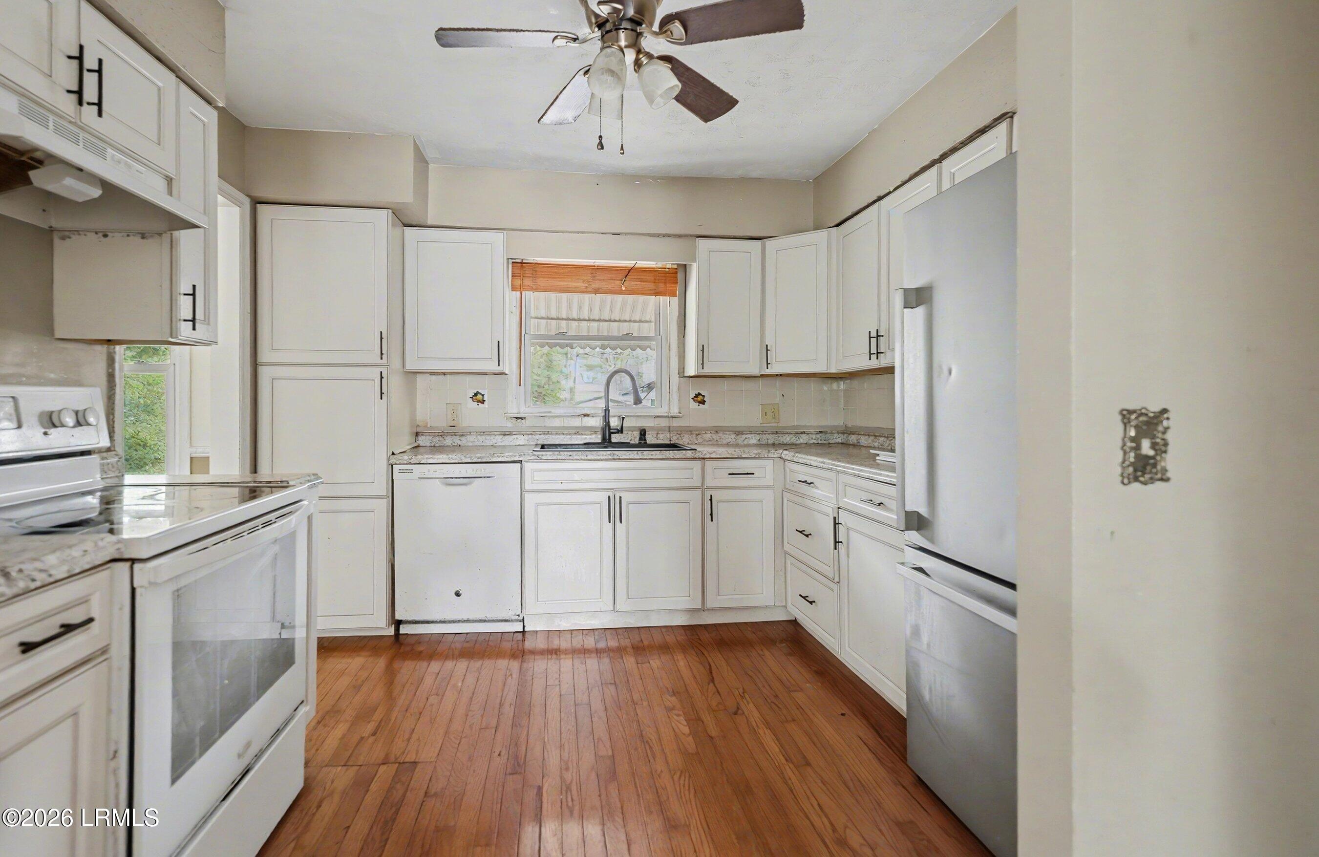 806 State Rd S-7-409 Beaufort, SC 29902 - Photo 9 of 44 DSC03016-60-1.jpg-SMALL