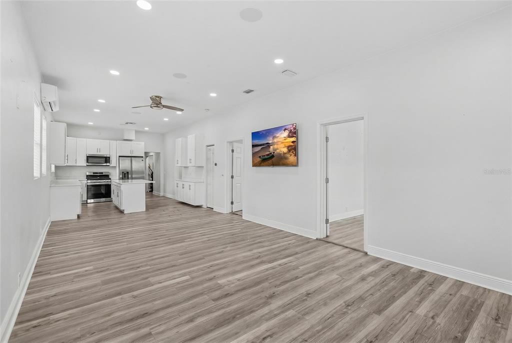 2506 West Main Street Tampa, FL 33607 - Photo 6 of 45