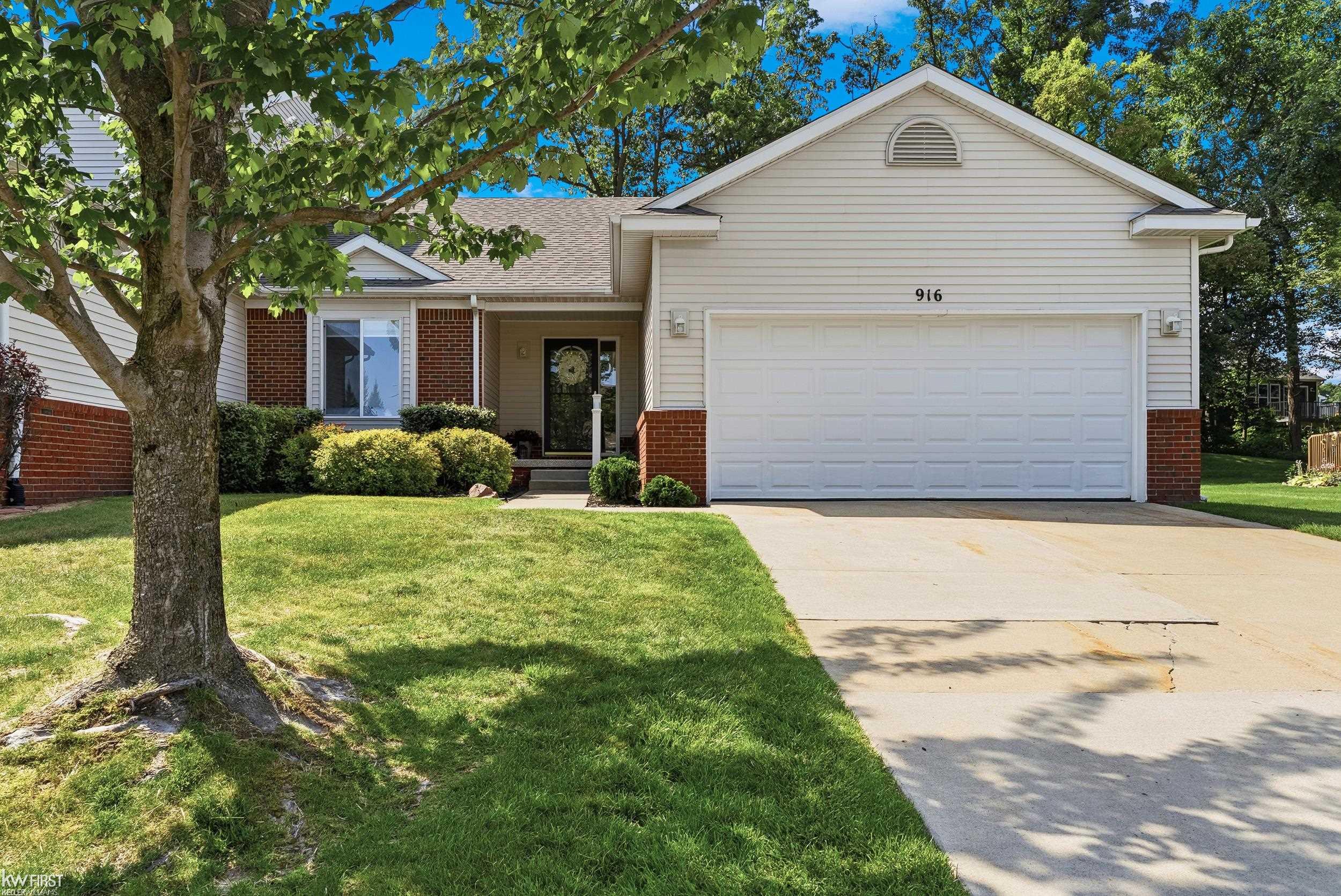 916 Spirea Howell, MI 48843 - Photo 37 of 42