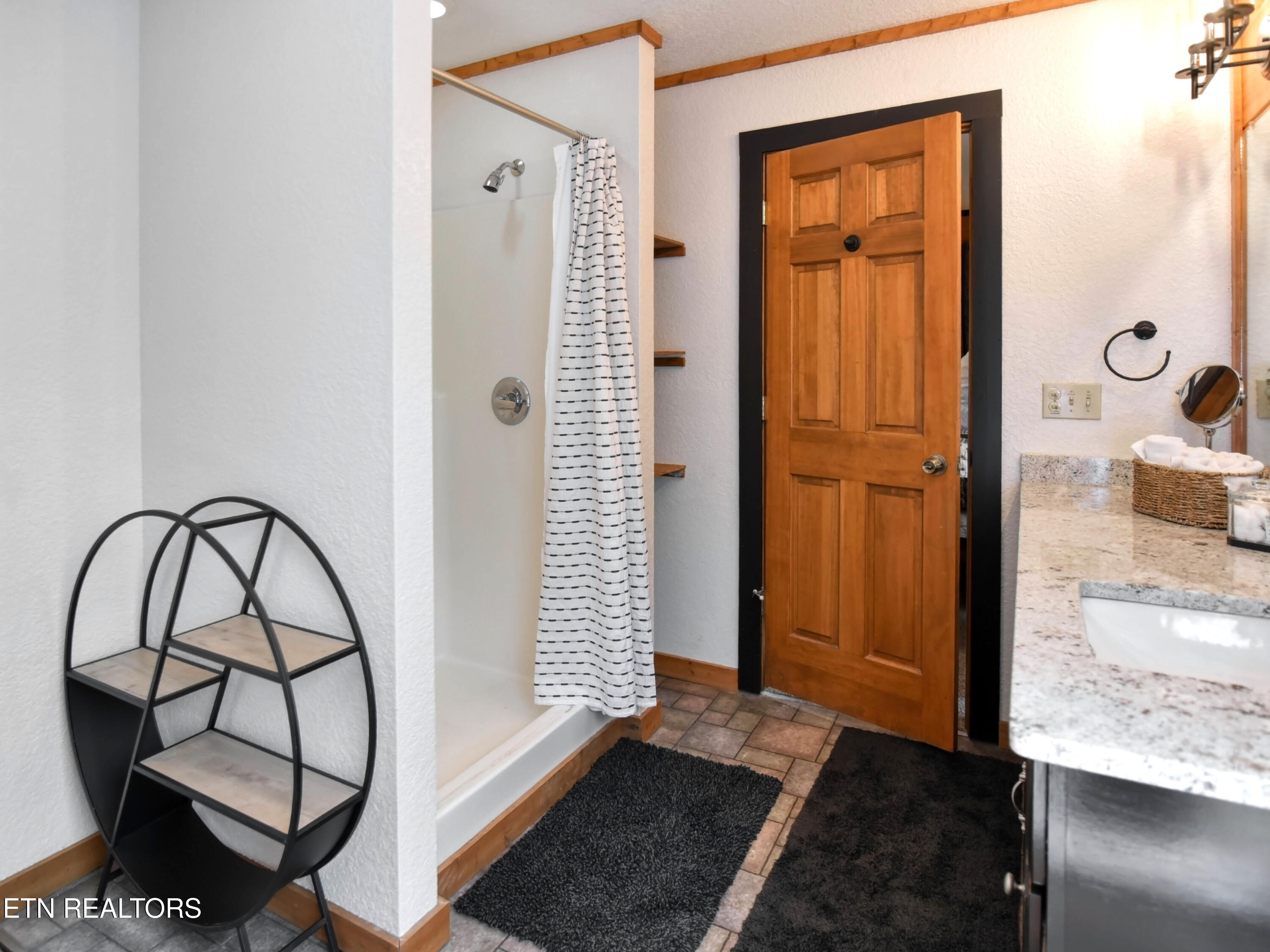 380 Laurel Road Townsend, TN 37882 - Photo 16 of 35 18_beyc6a1ef96deba85