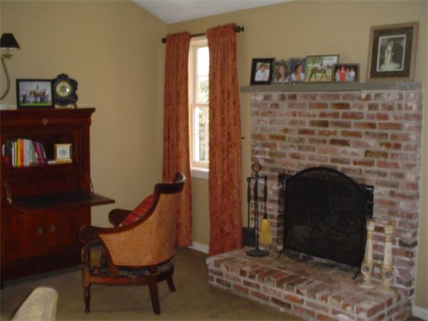 30 Ipswich Road Topsfield, MA 01983 - Photo 5 of 10