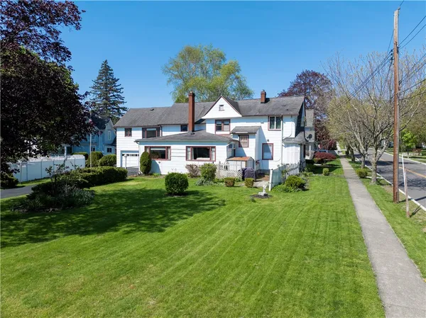$599,999 | 5-7 Shethar Street, Urbana, NY 14840