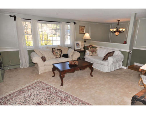 50 Colonial Road Medfield, MA 02052 - Photo 8 of 19 Gallery Image 8