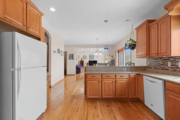 $589,900 | 2594 Misty River Lane, De Pere, WI 54115