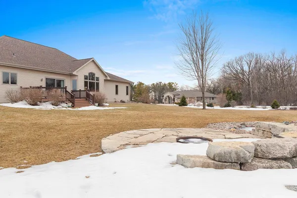 $589,900 | 2594 Misty River Lane, De Pere, WI 54115
