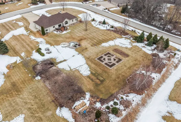 $589,900 | 2594 Misty River Lane, De Pere, WI 54115