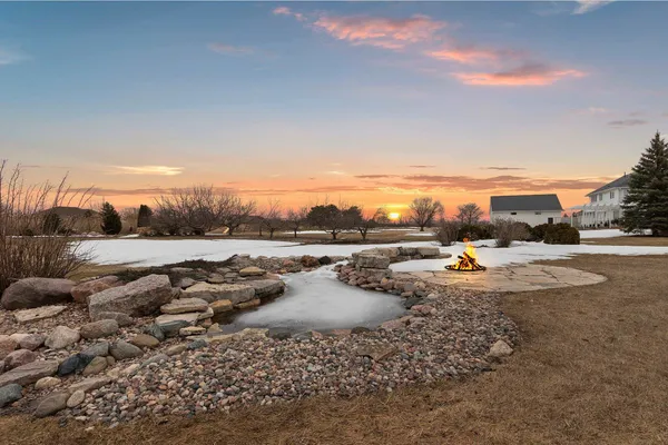 $589,900 | 2594 Misty River Lane, De Pere, WI 54115