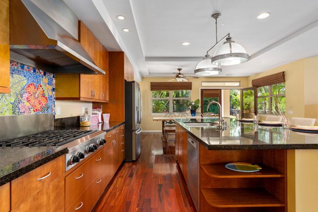 $2,725,000 | 75-6172 Papala Place, Kailua-Kona, HI 96740