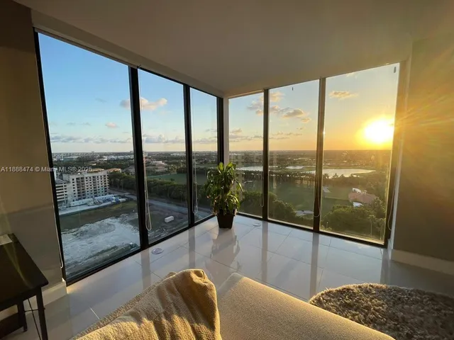 $798,000 | 5252 Northwest 85th Avenue, Unit 1702, Doral, FL 33166