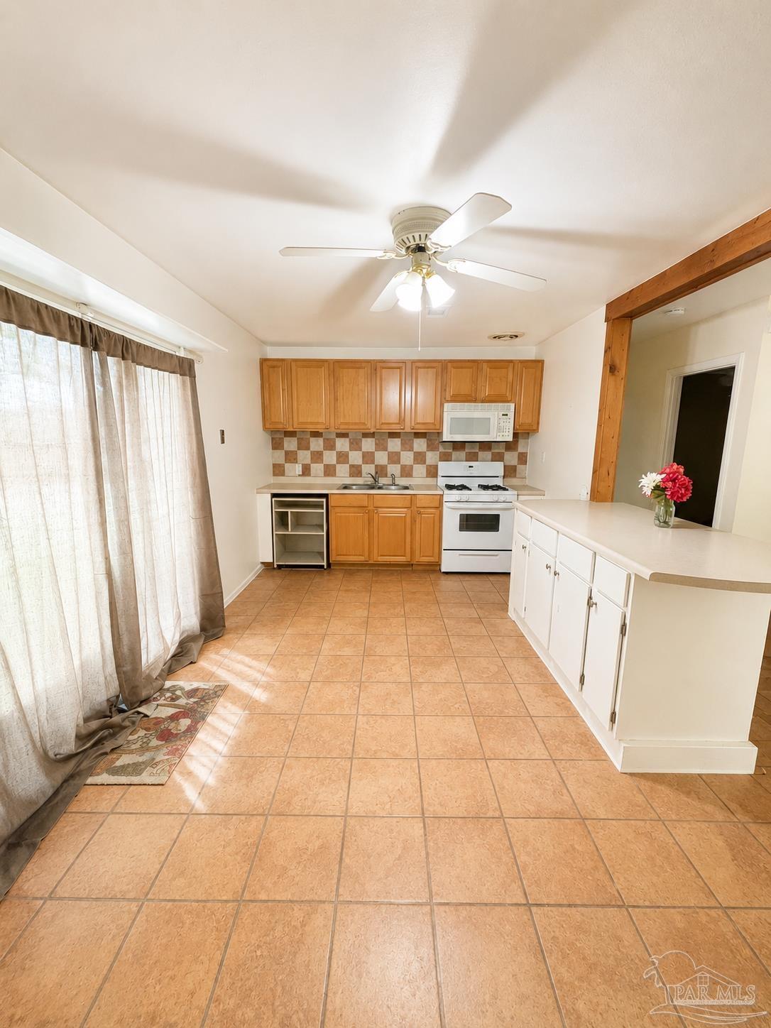 5778 Avondale Road Pensacola, FL 32526 - Photo 5 of 7 Gallery Image 5
