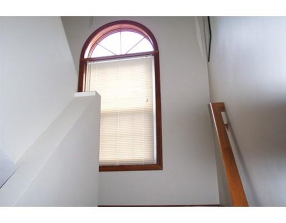 6 Samoset Road, Unit 6 Worcester, MA 01604 - Photo 7 of 16 Gallery Image 7