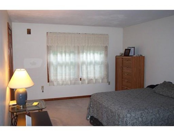 6 Samoset Road, Unit 6 Worcester, MA 01604 - Photo 8 of 16 Gallery Image 8
