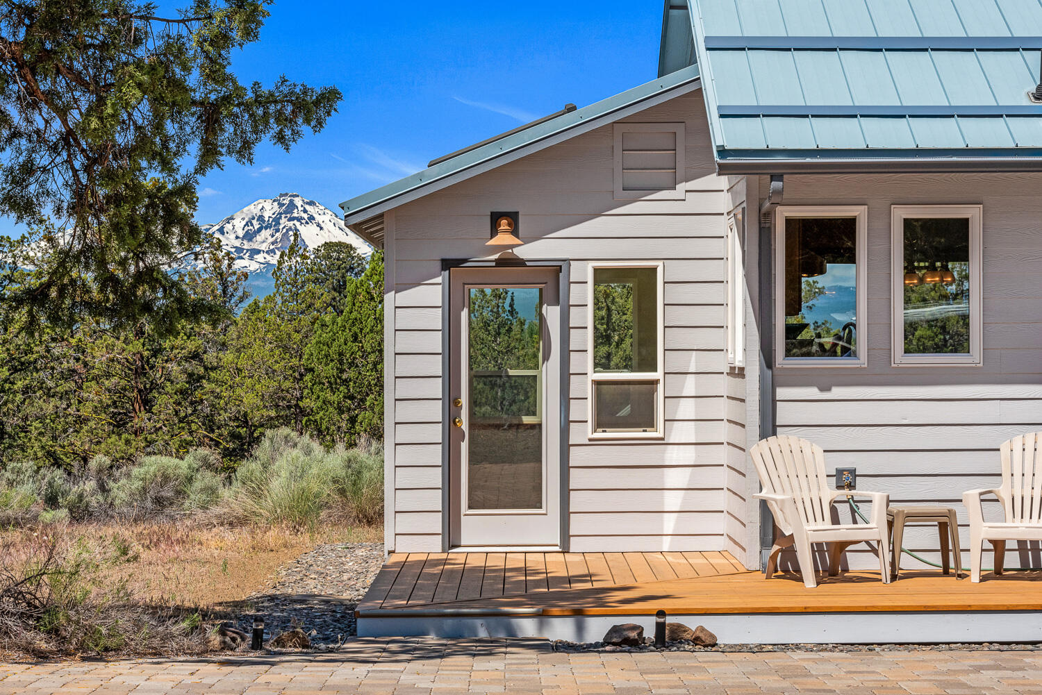 65230 Smokey Ridge Road Bend, OR 97703 - Photo 12 of 53 East facing deck.....perfect for morning coffee