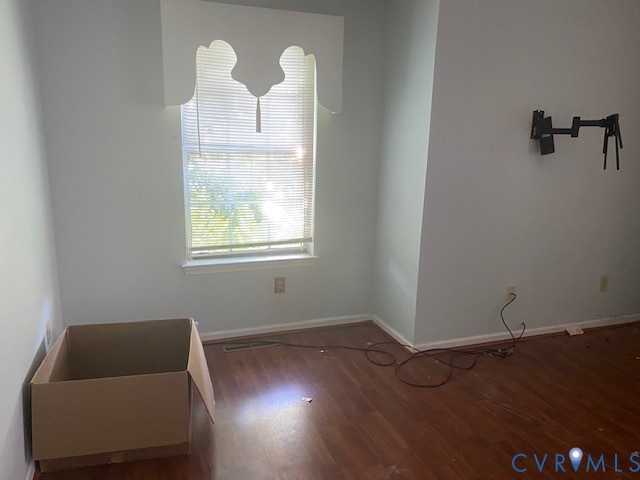 747 Ridge Circle Chesapeake, VA 23320 - Photo 20 of 38