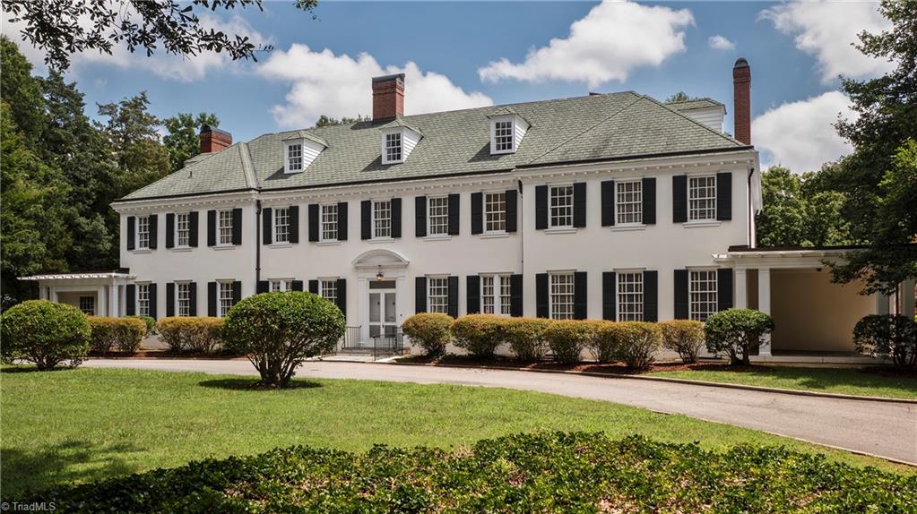 2900 Country Club Road, WinstonSalem, NC 27104 Compass