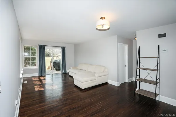 $599,999 | 20-22 Broadlawn Drive, Central Islip, NY 11722