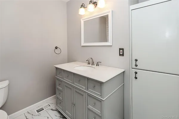 $599,999 | 20-22 Broadlawn Drive, Central Islip, NY 11722