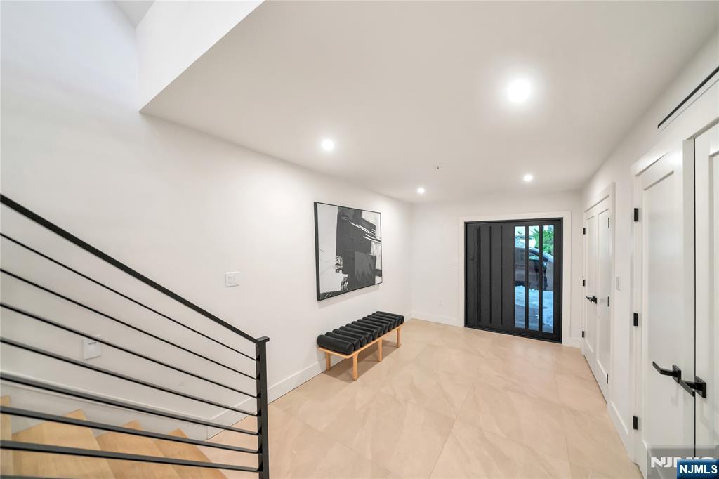 2220 MacKay Avenue, Unit A Fort Lee, NJ 07024 - Photo 37 of 45 a view of an entryway