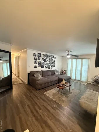 $290,000 | 260 Waverly Avenue, Unit 58, Patchogue, NY 11772