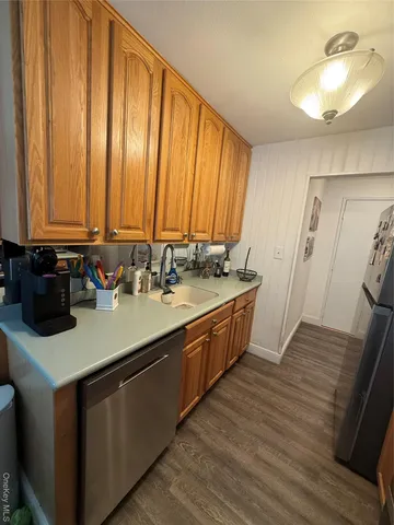 $300,000 | 260 Waverly Avenue, Unit 58, Patchogue, NY 11772