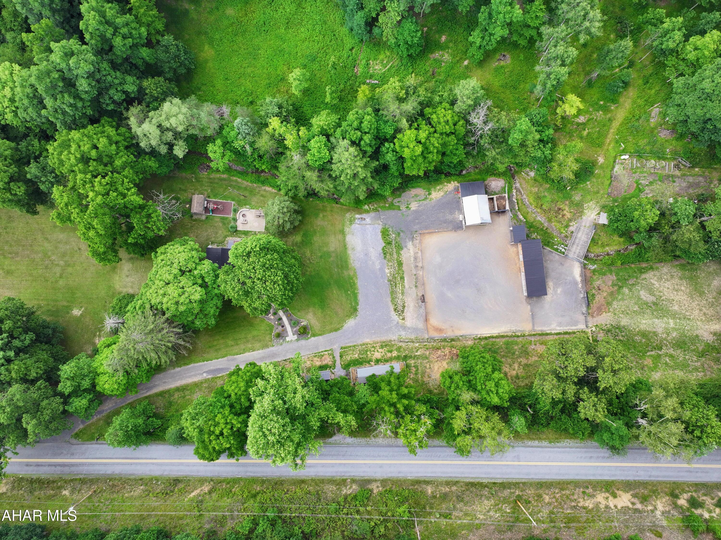 587 Point Road Bedford, PA 15522 - Photo 54 of 92