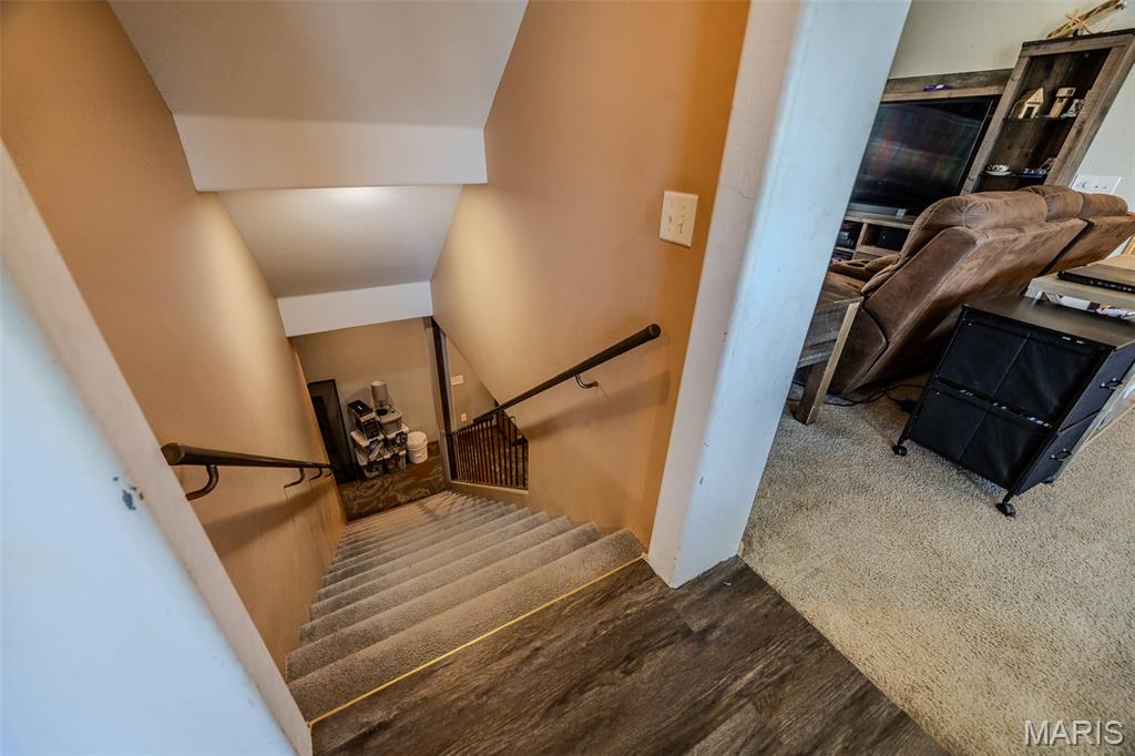 271 Pleasant Knoll Road Stoutland, MO 65567 - Photo 48 of 95
