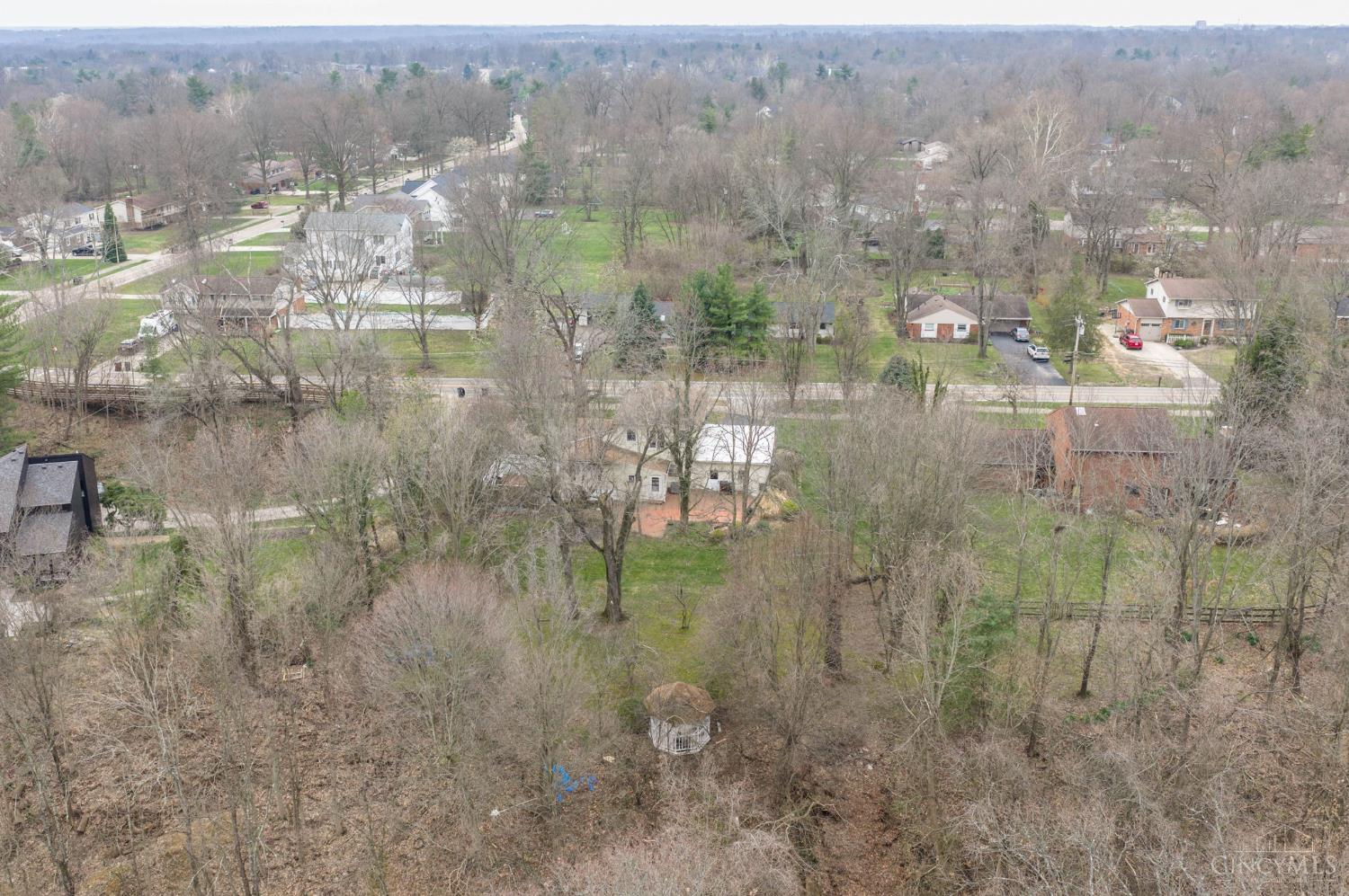 10810 Deerfield Road Montgomery, OH 45242 - Photo 16 of 25