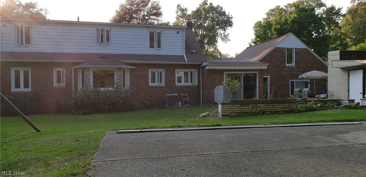 3123 Harriet Road Silver Lake, OH 44224 - Photo 2 of 33