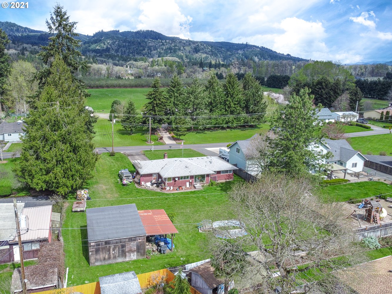 2487 Hayden Bridge Road Springfield, OR 97477 - Photo 9 of 25