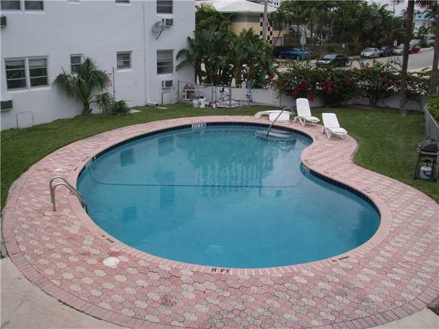 519 North Birch Road, Unit 30 Fort Lauderdale, FL 33304 - Photo 8 of 8 Pool