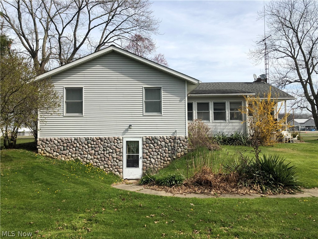 4192 Fairground Road Atwater, OH 44201 - Photo 2 of 6