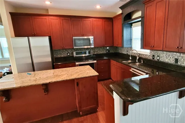 $2,500 | 60 Teachers Row, Richmond Hill, GA 31324