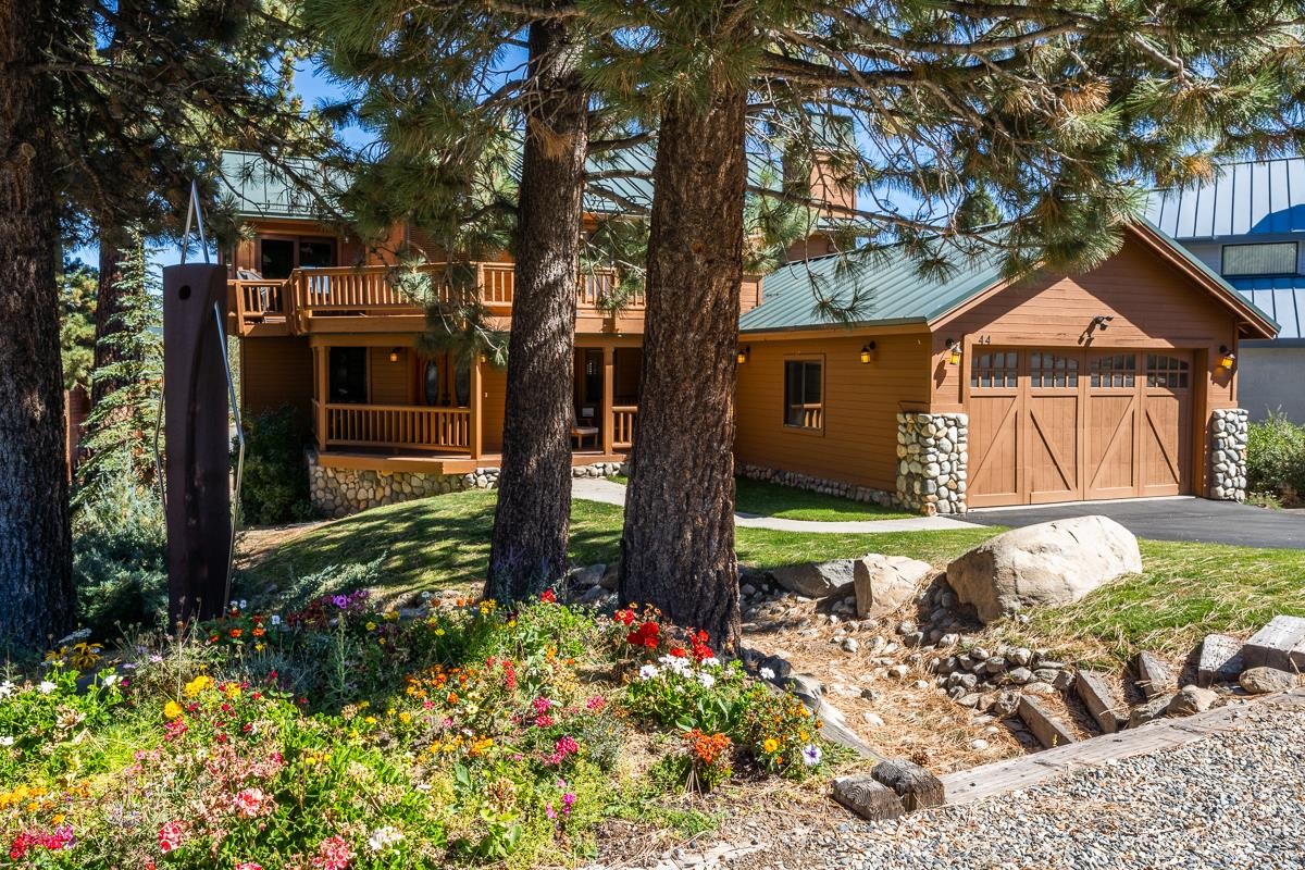 44 Wagon Wheel Road Mammoth Lakes, CA 93546 - Photo 1 of 50 Gallery Image 1