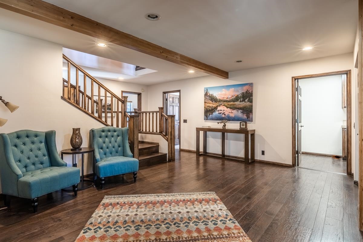 44 Wagon Wheel Road Mammoth Lakes, CA 93546 - Photo 2 of 50 Gallery Image 2