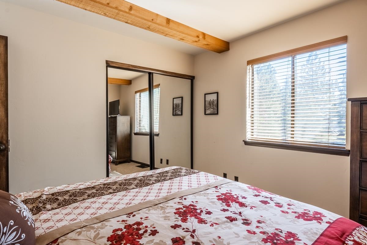 44 Wagon Wheel Road Mammoth Lakes, CA 93546 - Photo 30 of 50 Gallery Image 30