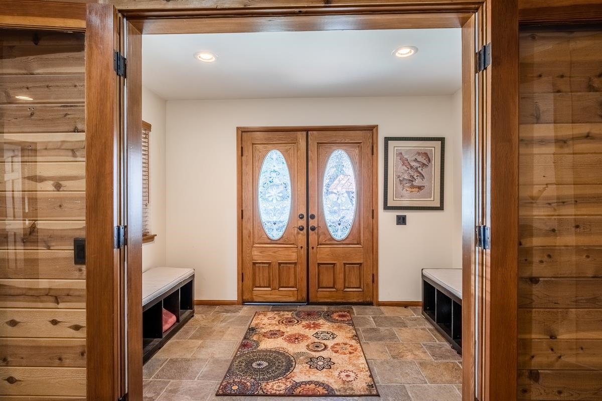 44 Wagon Wheel Road Mammoth Lakes, CA 93546 - Photo 5 of 50 Gallery Image 5