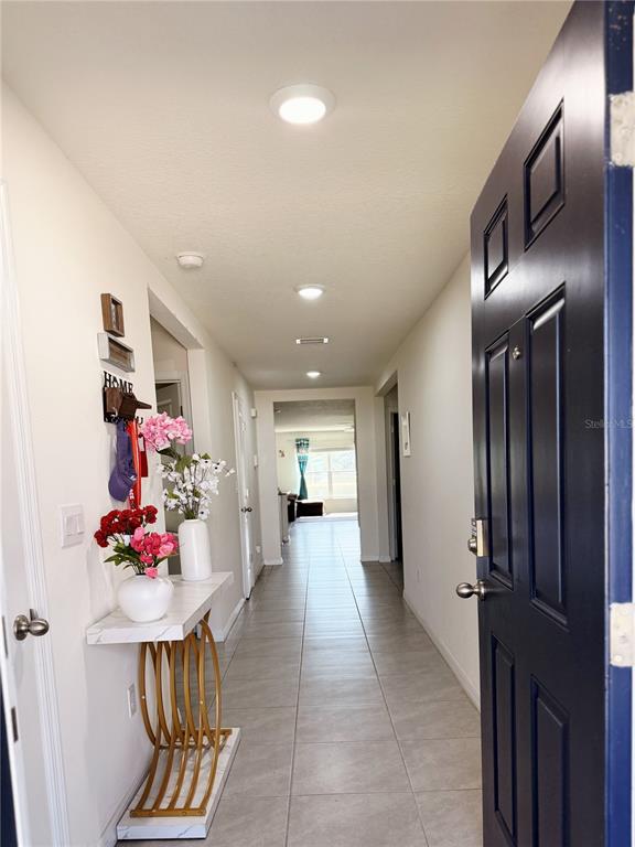 5686 Barakat Road Zephyrhills, FL 33541 - Photo 3 of 26