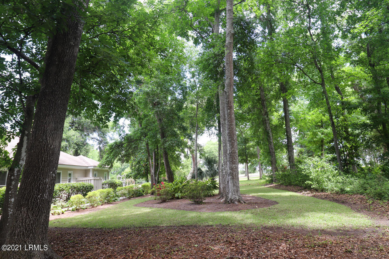 609 South Reeve Road St. Helena Island, SC 29920 - Photo 9 of 25 10