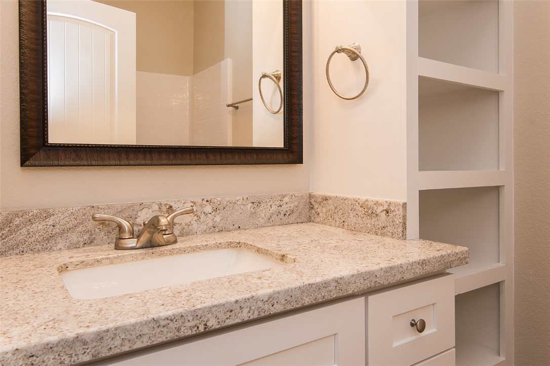 236 Howdy Court Bryan, TX 77801 - Photo 8 of 17