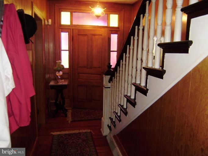 12269 Itnyre Road Smithsburg, MD 21783 - Photo 19 of 30 Entrance / Foyer